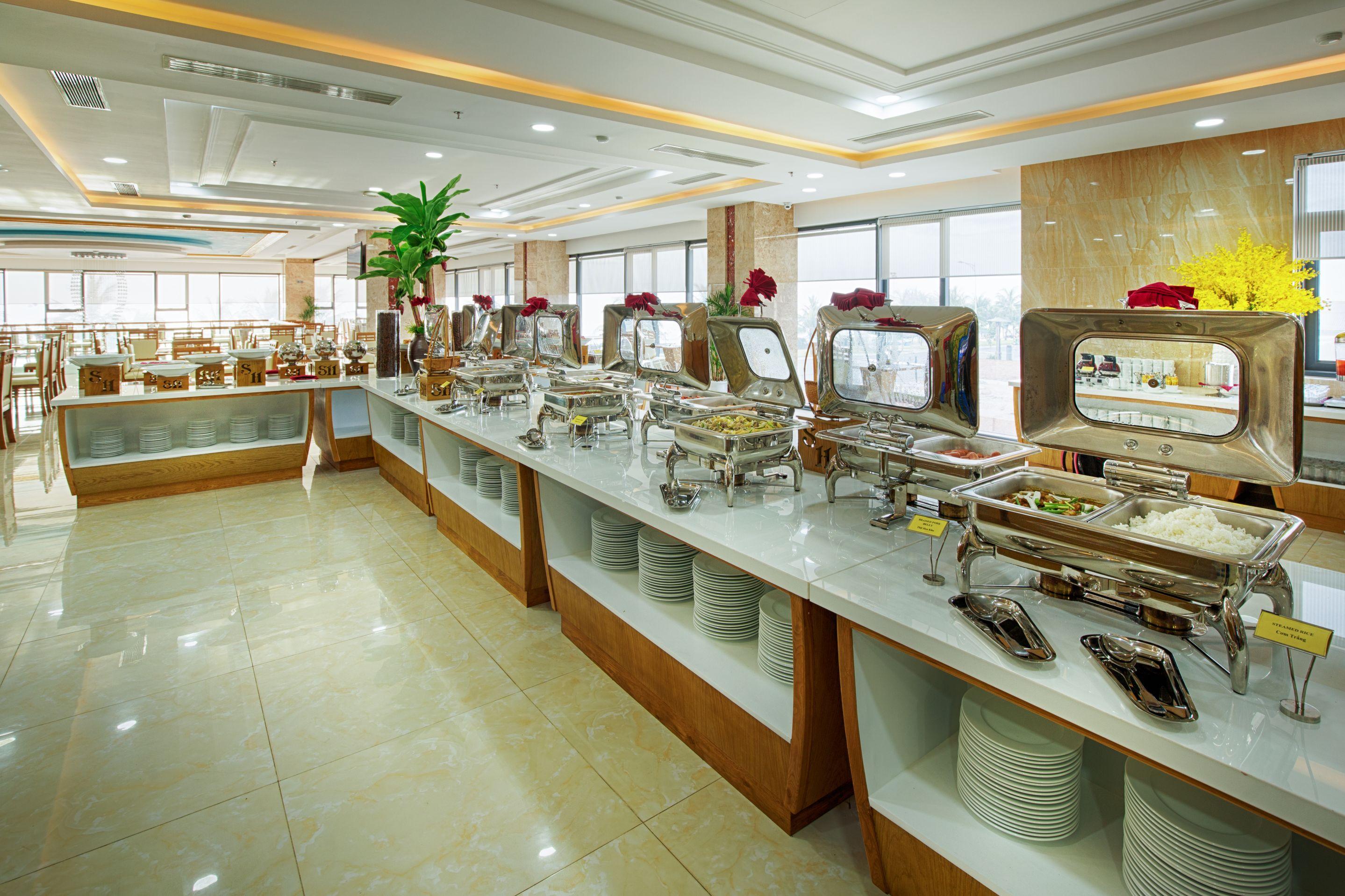 Serene Beach Hotel Danang Экстерьер фото