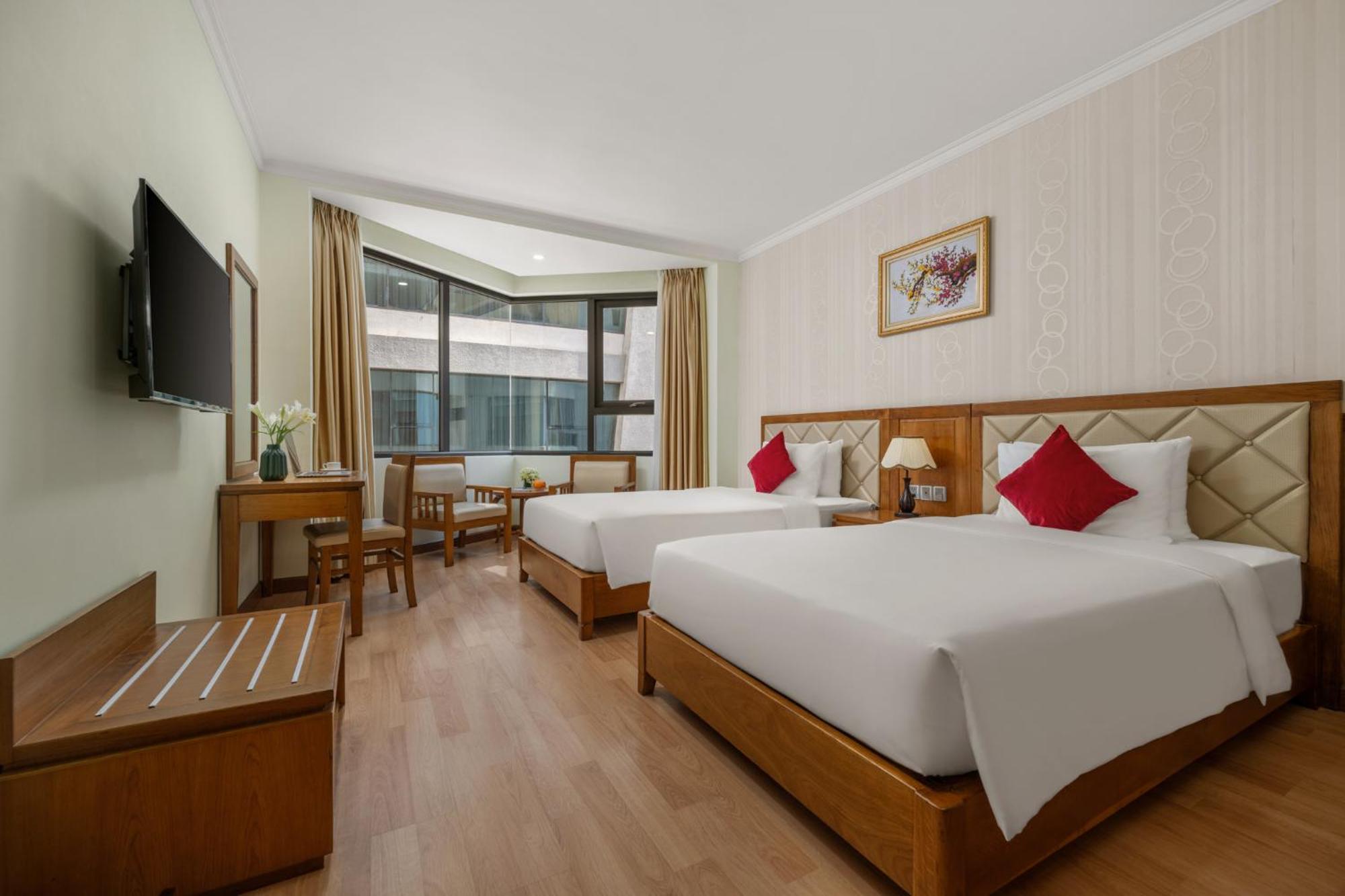 Serene Beach Hotel Danang Экстерьер фото