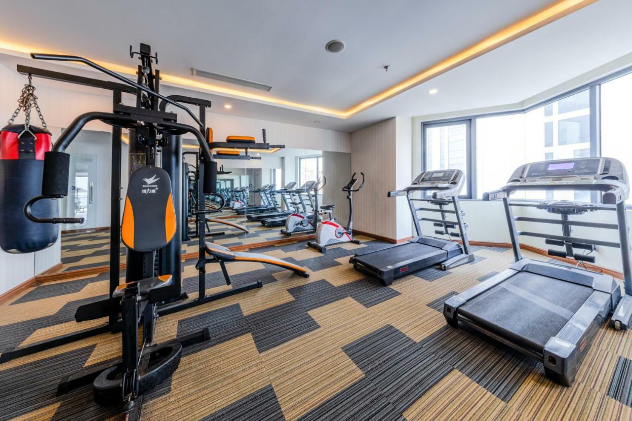 Serene Beach Hotel Danang Экстерьер фото